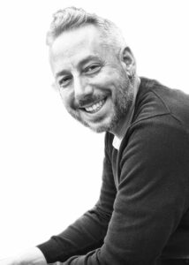 Nacho Maquinay, Psicólogo Sanitario en Gijón especialista en ansiedad.